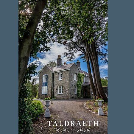 Penrhyndeudreath Taldraeth - Old Vicarage Guest House מראה חיצוני תמונה